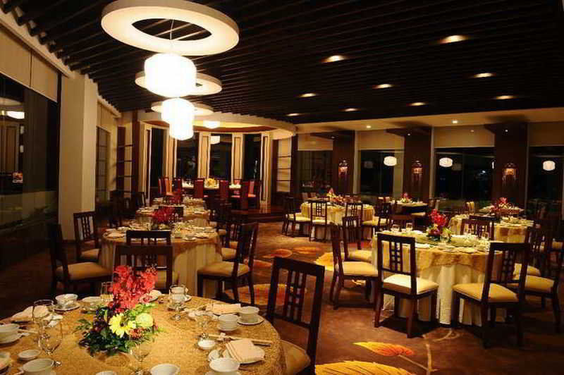 โรงแรมมาร์โค โปโล ดาเวา Davao ภายนอก รูปภาพ The interior of the restaurant