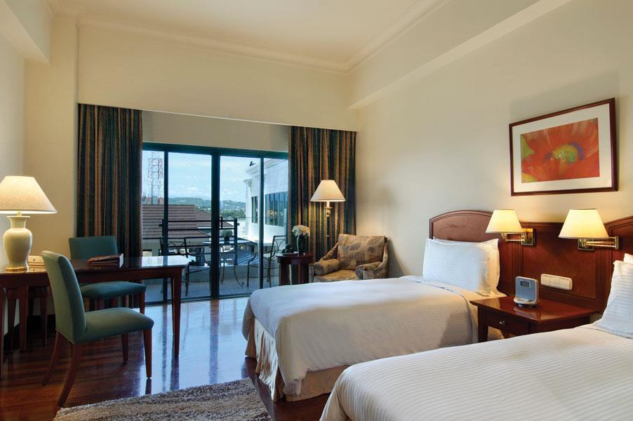 โรงแรมมาร์โค โปโล ดาเวา Davao ภายนอก รูปภาพ A room at the Taj Bengal