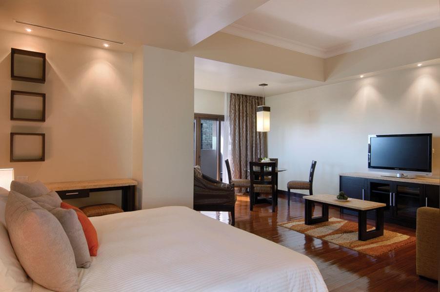โรงแรมมาร์โค โปโล ดาเวา Davao ภายนอก รูปภาพ A suite at the hotel