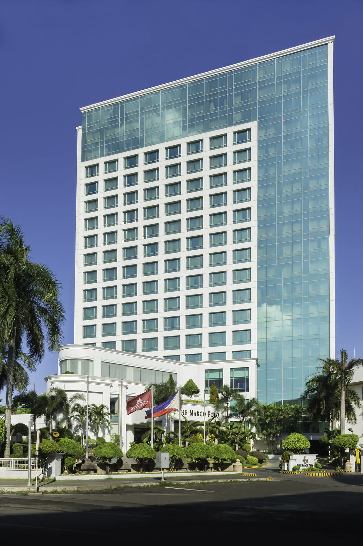 โรงแรมมาร์โค โปโล ดาเวา Davao ภายนอก รูปภาพ The hotel in 2012